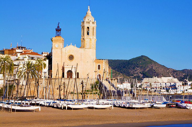 17 Best Places to Visit in Catalonia