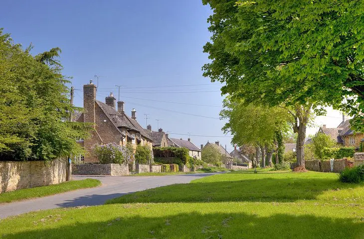 17 Best Villages in the Cotswolds