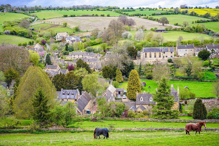 17 Best Villages in the Cotswolds