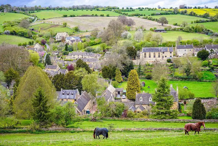 17 Best Villages in the Cotswolds