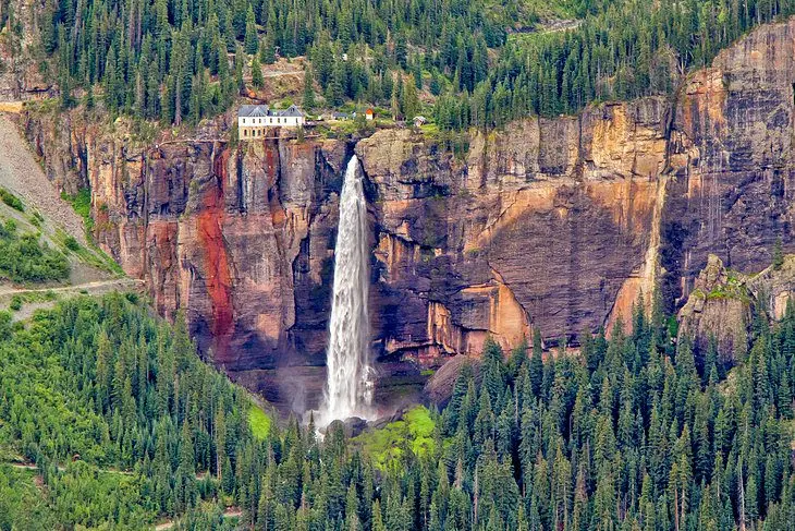 17 Best Waterfalls in Colorado