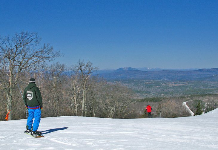 17 Top-Rated Ski Resorts on the East Coast, 2023/24