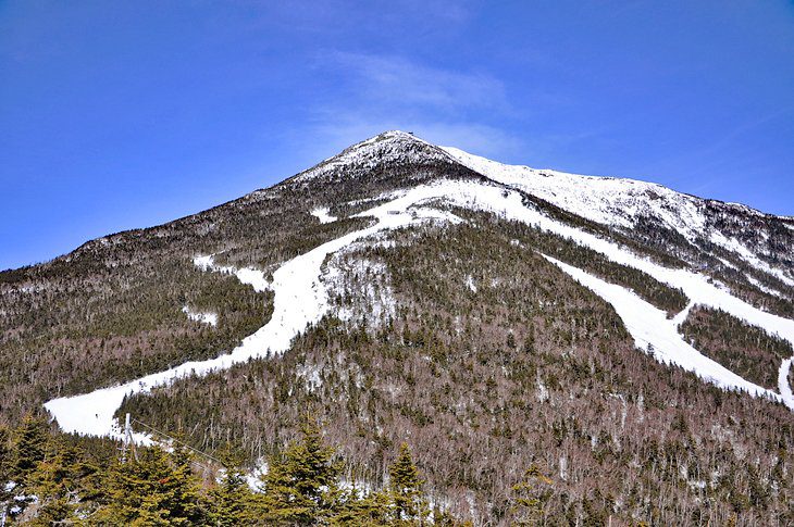 17 Top-Rated Ski Resorts on the East Coast, 2023/24