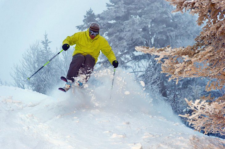 17 Top-Rated Ski Resorts on the East Coast, 2023/24