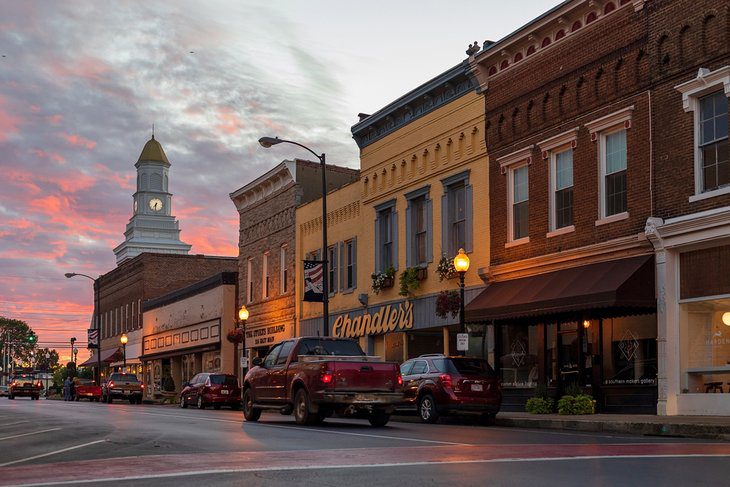 17 Top-Rated Small Towns in Kentucky