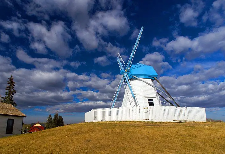 17 Top Tourist Attractions & Places to Visit in Calgary