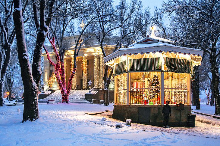 18 Best Christmas Towns in the US