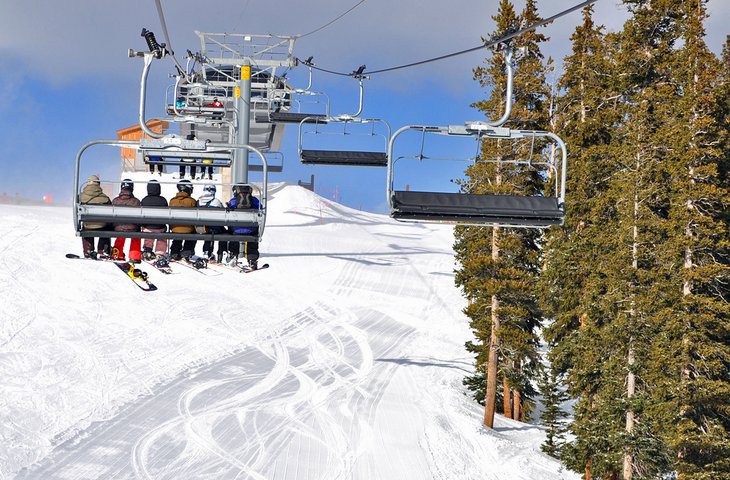 18 Best Ski Resorts in the USA, 2023/24