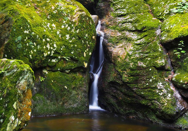 18 Best Waterfalls in Connecticut