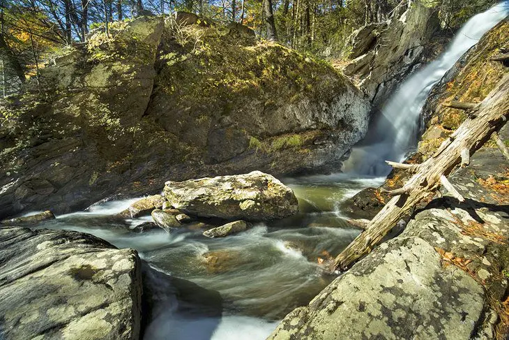 18 Best Waterfalls in Connecticut