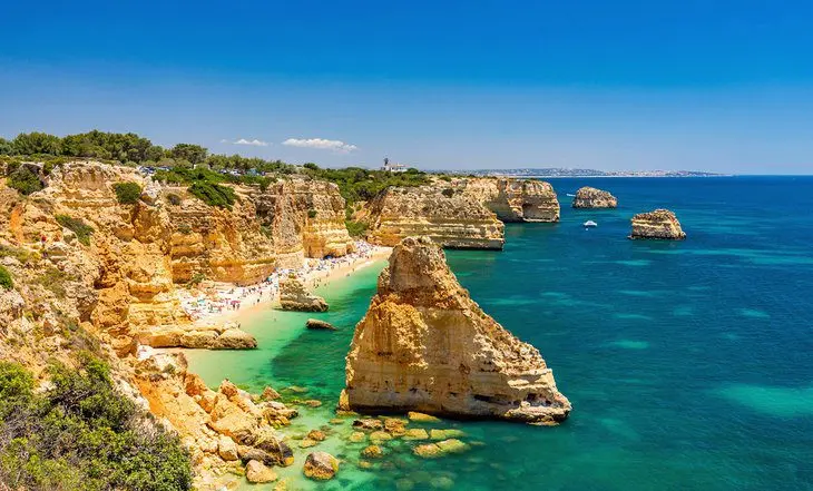 18 Top-Rated Beaches in the Algarve