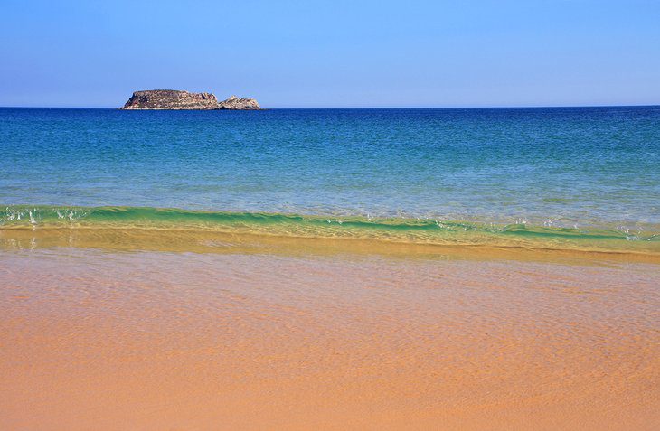 18 Top-Rated Beaches in the Algarve