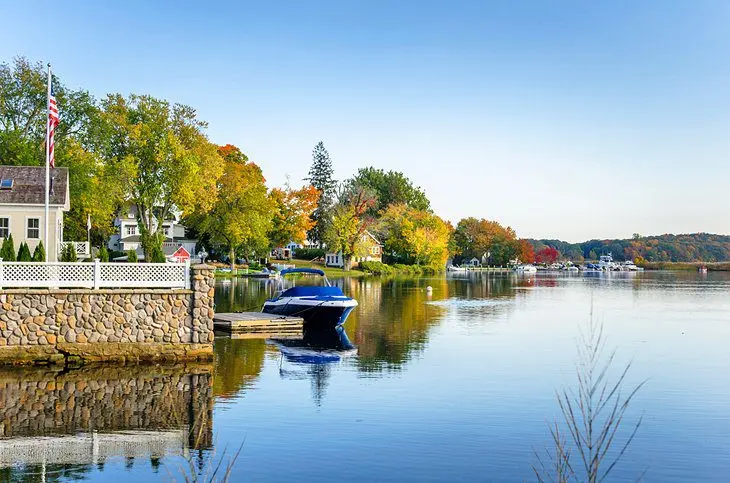 18 Top-Rated Small Towns in Connecticut