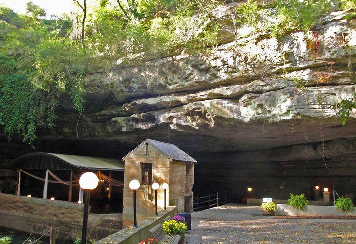 18 Top-Rated Tourist Attractions in Kentucky