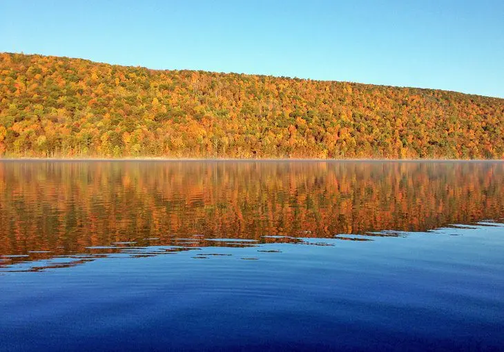 19 Best Lakes in New York