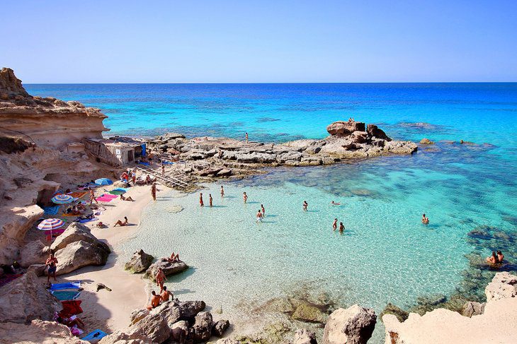 19 Top-Rated Beaches in Spain