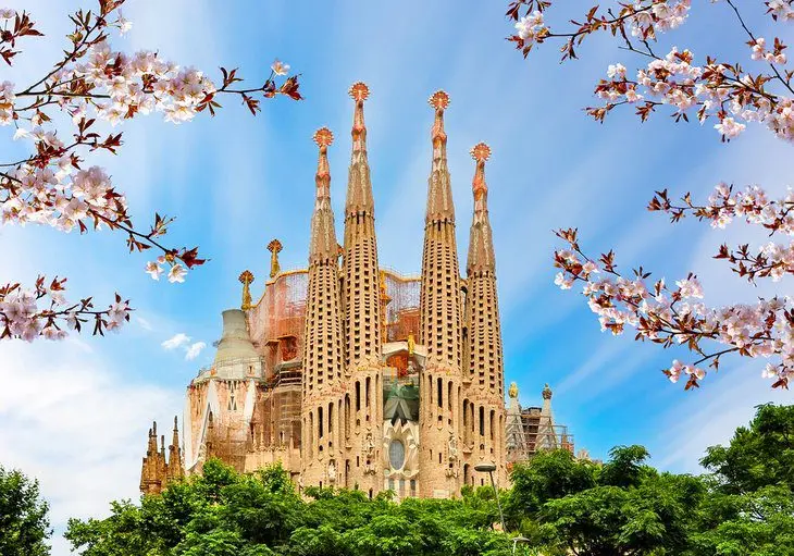 19 Top-Rated Tourist Attractions in Spain