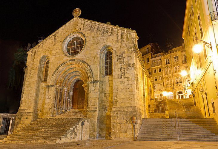 19 Top Tourist Attractions in Coimbra & Easy Day Trips