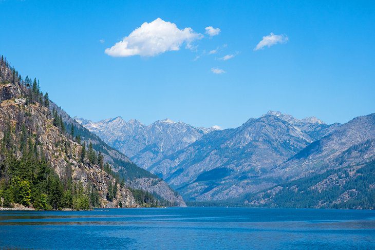 20 Best Lakes in the US