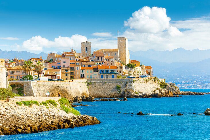 20 Best Places to Visit in the South of France