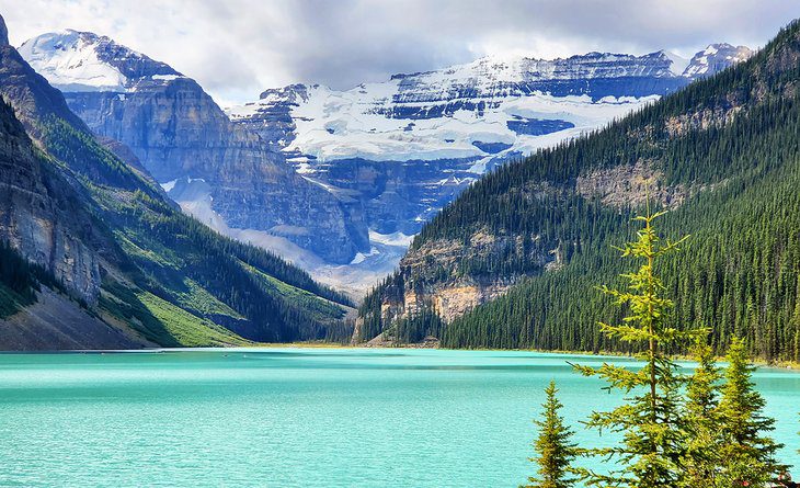 21 Top-Rated Tourist Attractions in Canada