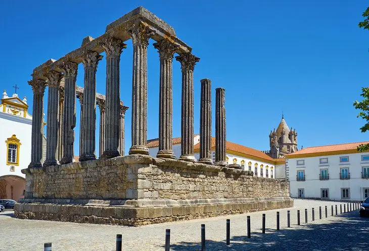 22 Top-Rated Tourist Attractions in Portugal