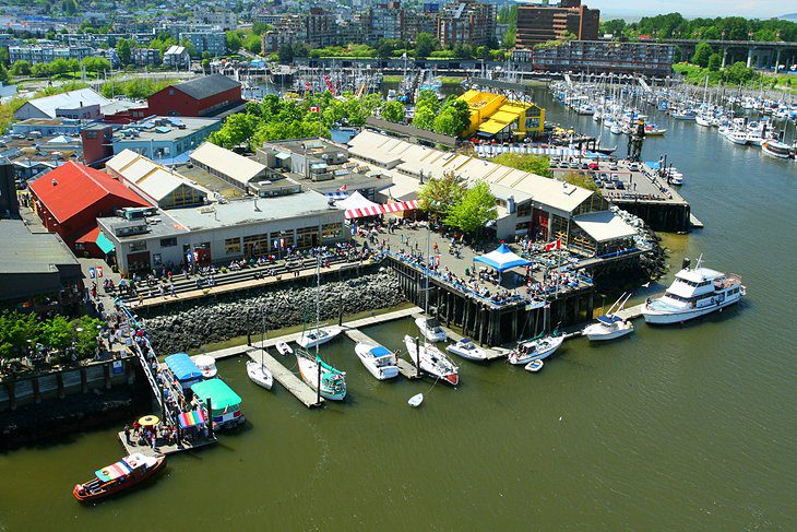 22 Top Tourist Attractions & Places to Visit in Vancouver, BC