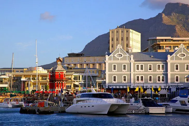 24 Top Attractions & Places to Visit in Cape Town