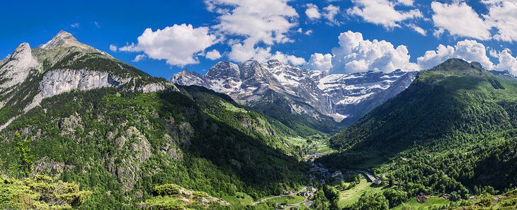 24 Top-Rated Attractions & Places to Visit in the French Pyrenees