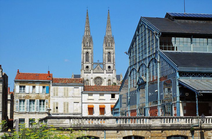 28 Top Attractions & Beautiful Villages in Poitou-Charentes