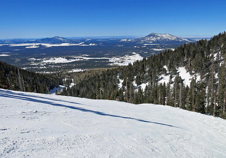 3 Best Ski Resorts in Arizona, 2023/24