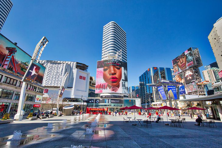 30 Top-Rated Tourist Attractions in Toronto