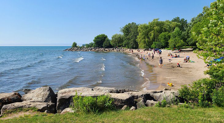 4 Top-Rated Beaches in Mississauga, Ontario