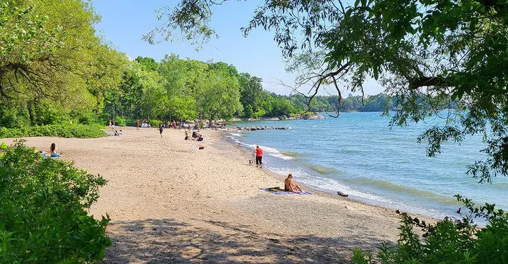 4 Top-Rated Beaches in Mississauga, Ontario