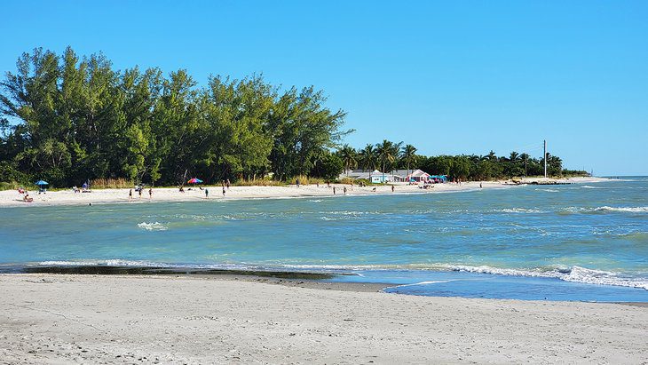 6 Best Beaches on Sanibel Island, FL