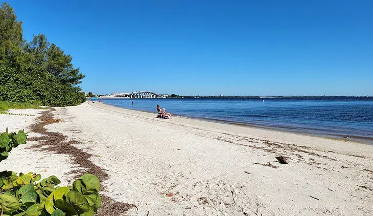 6 Best Beaches on Sanibel Island, FL