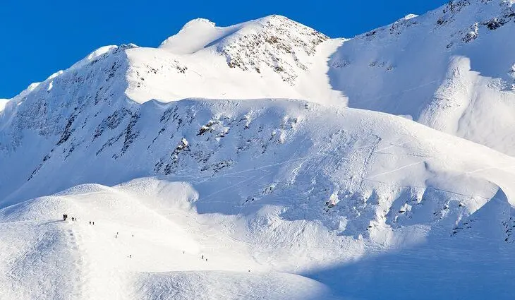 6 Best Ski Resorts in Alaska, 2023/24