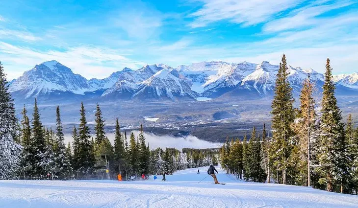 6 Best Ski Resorts in Alberta, 2023/24