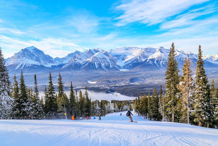 6 Best Ski Resorts in Alberta, 2023/24