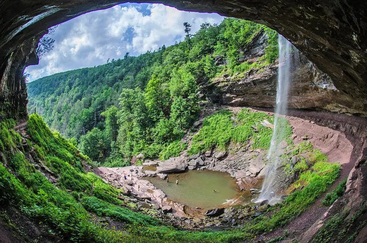 7 Hiking Trails in the Catskills that Locals Love