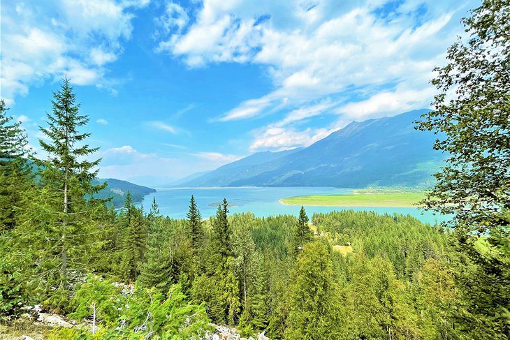 8 Best Campgrounds in Revelstoke, BC