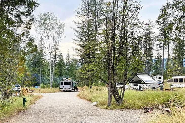 8 Best Campgrounds in Revelstoke, BC