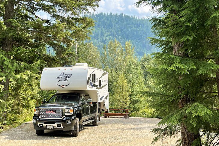 8 Best Campgrounds in Revelstoke, BC