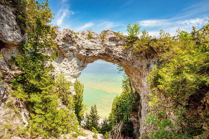 8 Top Attractions & Things to Do on Mackinac Island, MI