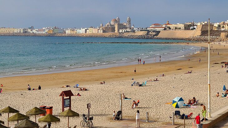 8 Top-Rated Beaches in Cadiz, Spain