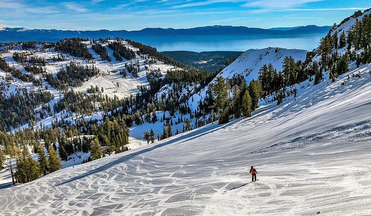 8 Top-Rated Ski Resorts in Lake Tahoe, 2023/24