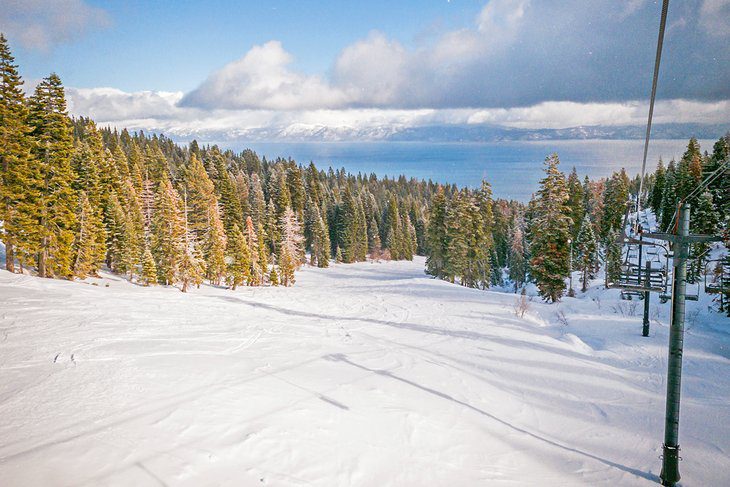 8 Top-Rated Ski Resorts in Lake Tahoe, 2023/24