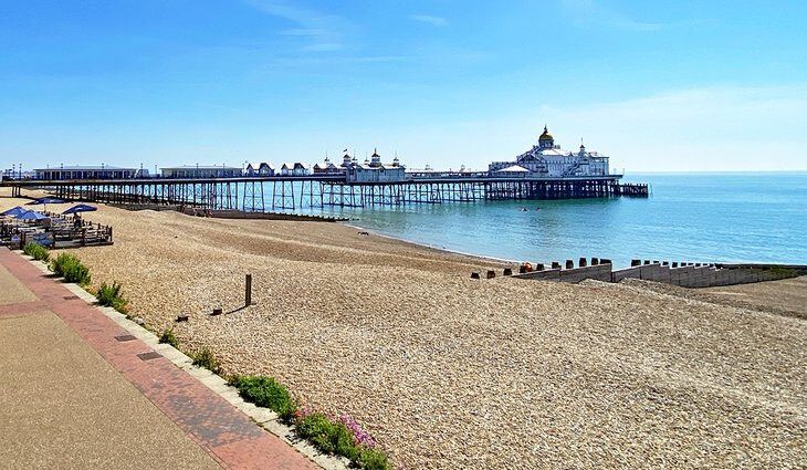 9 Best Beaches in Eastbourne, East Sussex