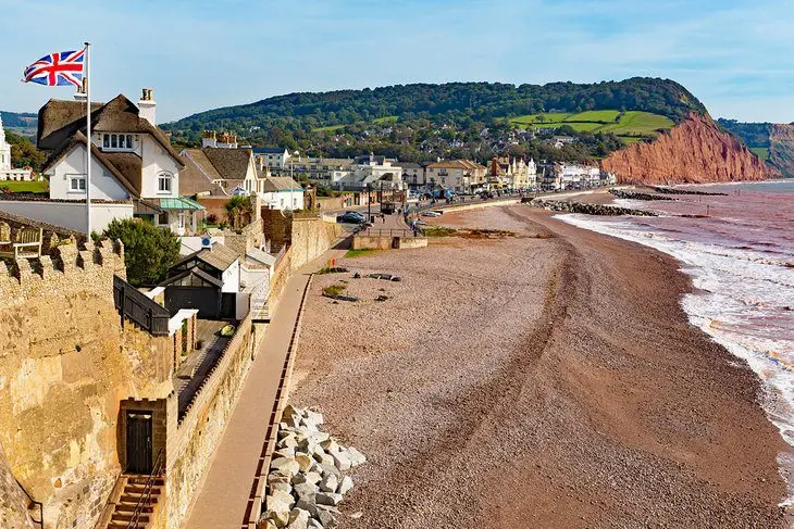 9 Best Beaches in Exmouth, Devon