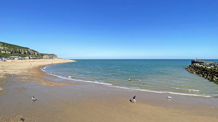 9 Best Beaches in Hastings, East Sussex